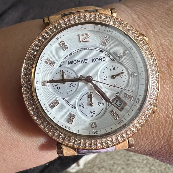 MICHAEL Michael Kors Jewelry - Michael Kors watch with light camel colored leather strap